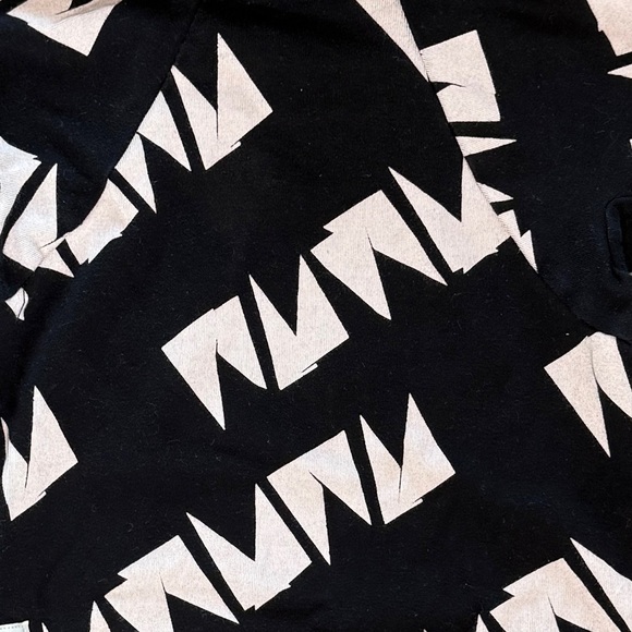 Nununu Kids Black & White Logo Print Long sleeve Hoodie - 6-7 - Picture 3 of 6